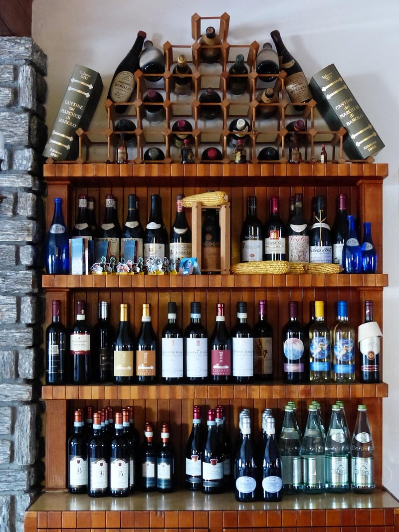Vertical Pallet Wine Rack